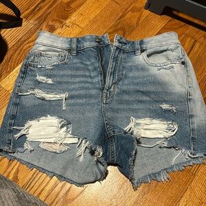 American Eagle NWT jean shorts size 6
